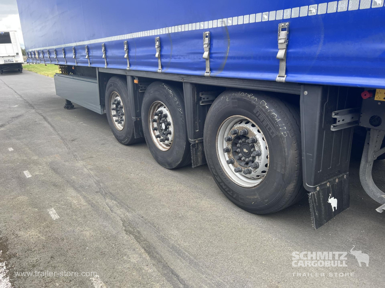SCHMITZ Curtainsider Standard - Schuifzeiloplegger: afbeelding 2 SCHMITZ Curtainsider Standard - Schuifzeiloplegger: afbeelding 2