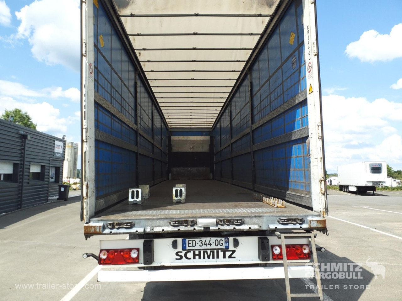SCHMITZ Curtainsider Standard - Schuifzeiloplegger: afbeelding 4 SCHMITZ Curtainsider Standard - Schuifzeiloplegger: afbeelding 4