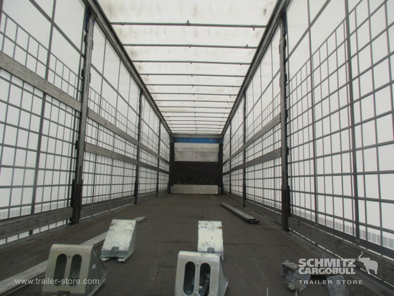 SCHMITZ Curtainsider Standard - Schuifzeiloplegger: afbeelding 2 SCHMITZ Curtainsider Standard - Schuifzeiloplegger: afbeelding 2