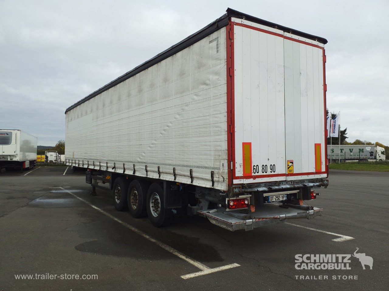 SCHMITZ Curtainsider Standard Taillift - Schuifzeiloplegger: afbeelding 4 SCHMITZ Curtainsider Standard Taillift - Schuifzeiloplegger: afbeelding 4