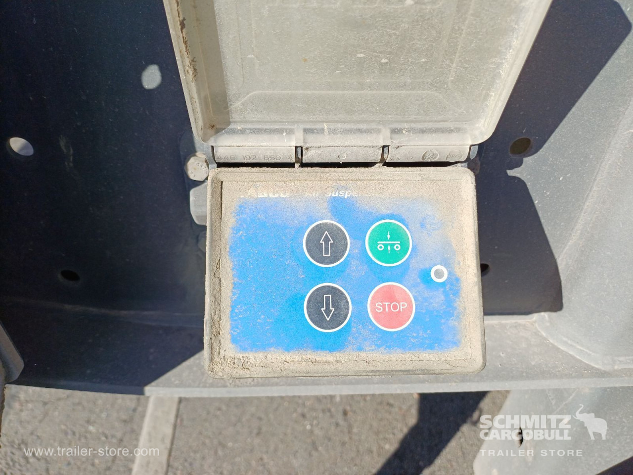 LANGENDORF Auflieger Kipper Stahlrundmulde 24m³ - Kipper oplegger: afbeelding 4 LANGENDORF Auflieger Kipper Stahlrundmulde 24m³ - Kipper oplegger: afbeelding 4