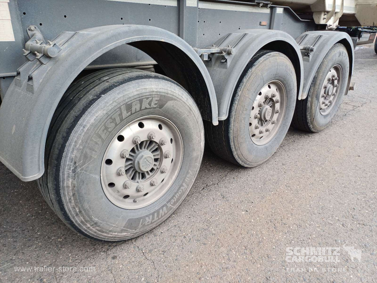 LANGENDORF Auflieger Kipper Stahlrundmulde 24m³ - Kipper oplegger: afbeelding 2 LANGENDORF Auflieger Kipper Stahlrundmulde 24m³ - Kipper oplegger: afbeelding 2