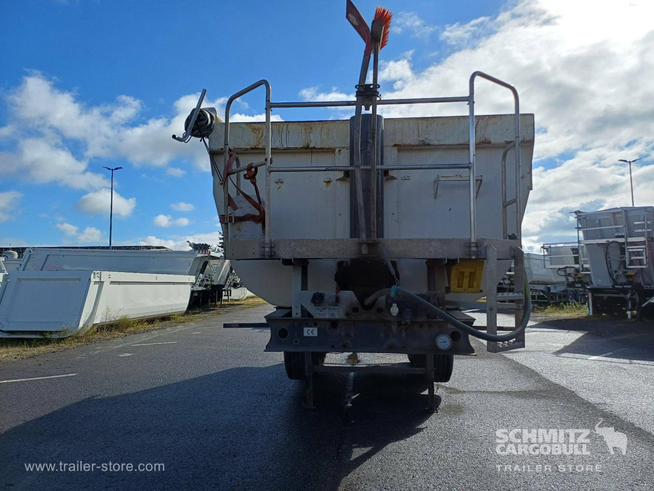 Kipper oplegger LANGENDORF Auflieger Kipper Stahlrundmulde 24m³: afbeelding 10 Kipper oplegger LANGENDORF Auflieger Kipper Stahlrundmulde 24m³: afbeelding 10