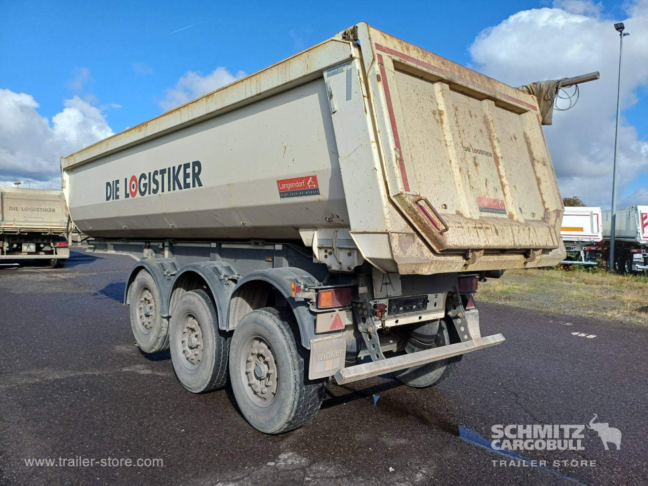 LANGENDORF Auflieger Kipper Stahlrundmulde 24m³ - Kipper oplegger: afbeelding 5 LANGENDORF Auflieger Kipper Stahlrundmulde 24m³ - Kipper oplegger: afbeelding 5