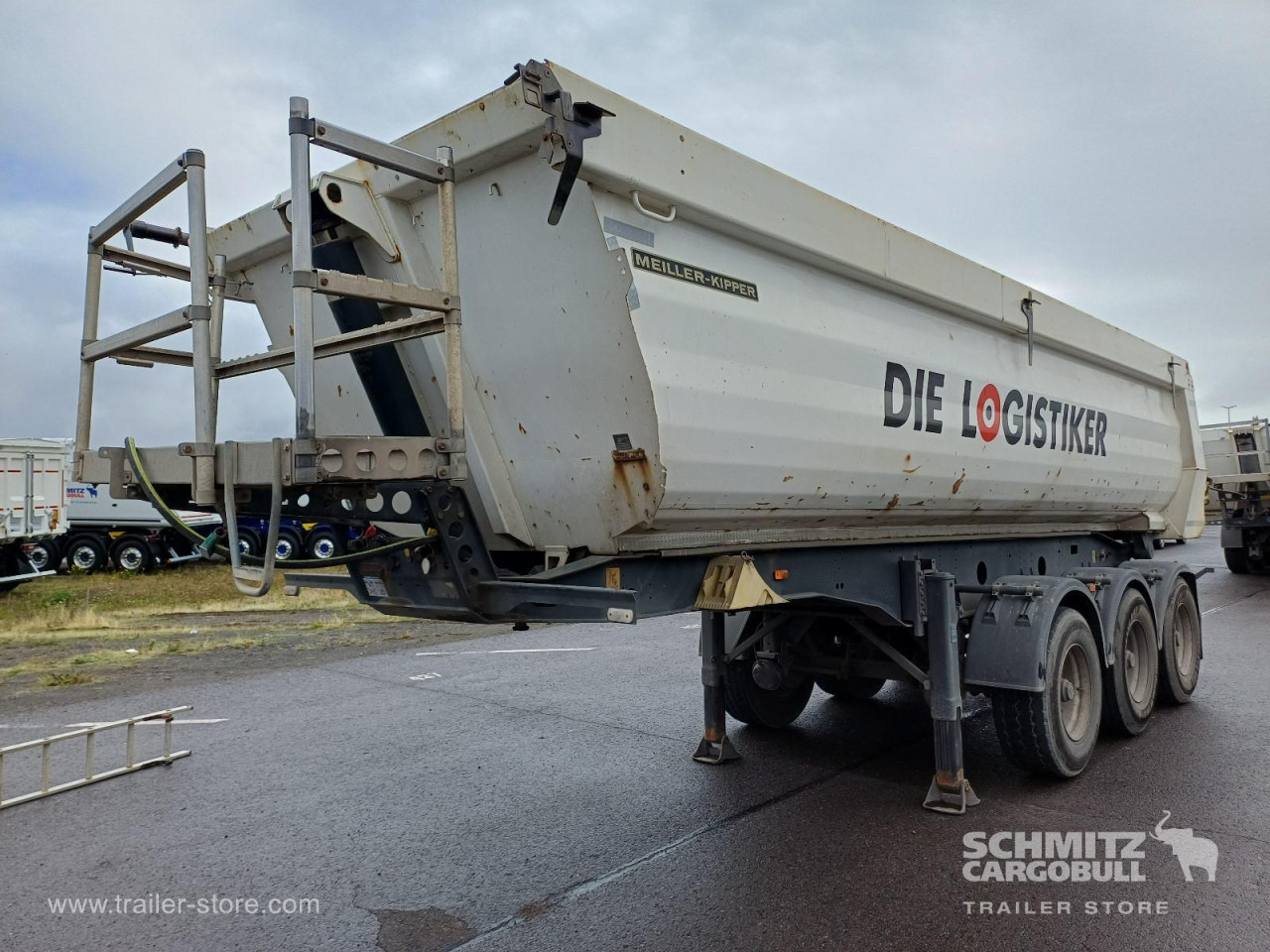 MEILLER Auflieger Kipper Stahlrundmulde 26m³ - Kipper oplegger: afbeelding 5 MEILLER Auflieger Kipper Stahlrundmulde 26m³ - Kipper oplegger: afbeelding 5