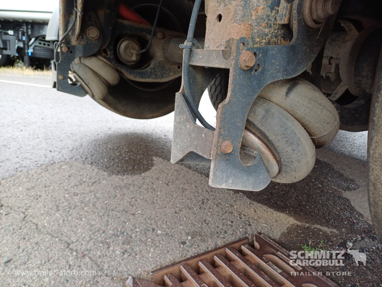 SCHWARZMUELLER Auflieger Kipper Stahlrundmulde 26m³ - Kipper oplegger: afbeelding 2 SCHWARZMUELLER Auflieger Kipper Stahlrundmulde 26m³ - Kipper oplegger: afbeelding 2