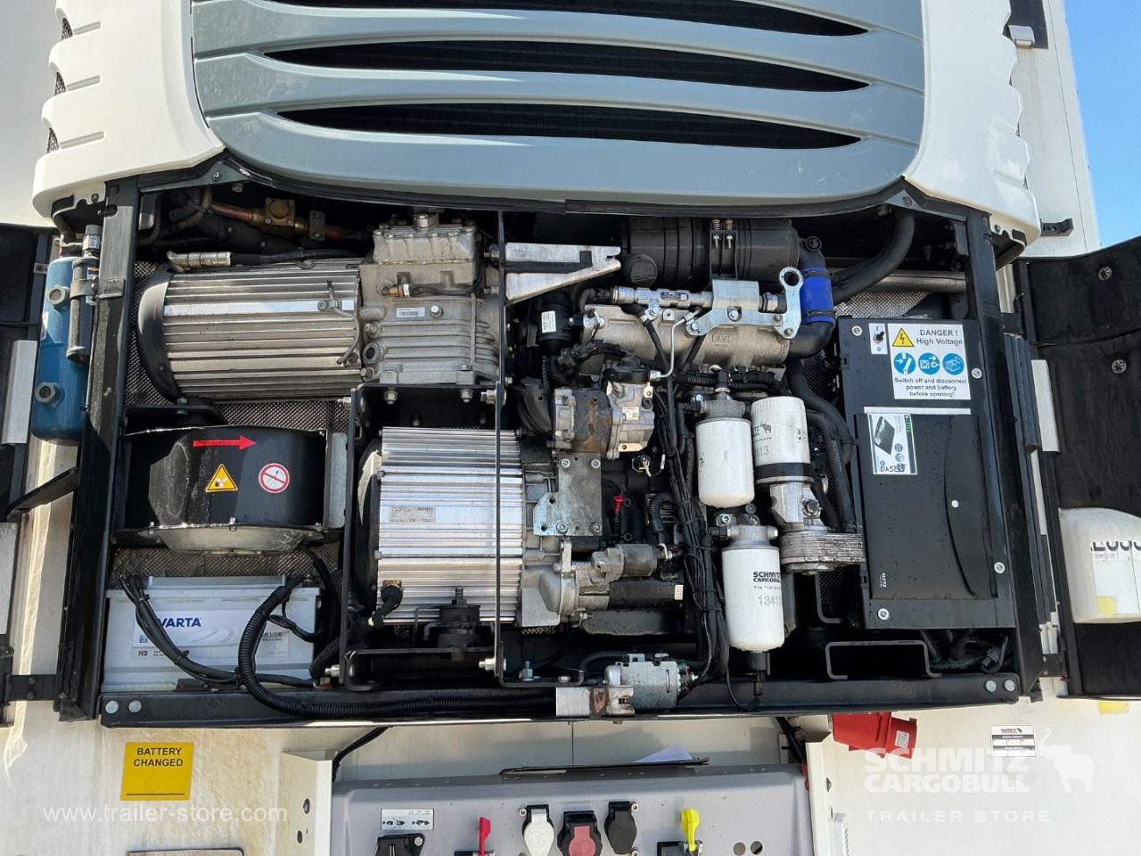 SCHMITZ Reefer Meat hanging system - Isotherm oplegger: afbeelding 2 SCHMITZ Reefer Meat hanging system - Isotherm oplegger: afbeelding 2