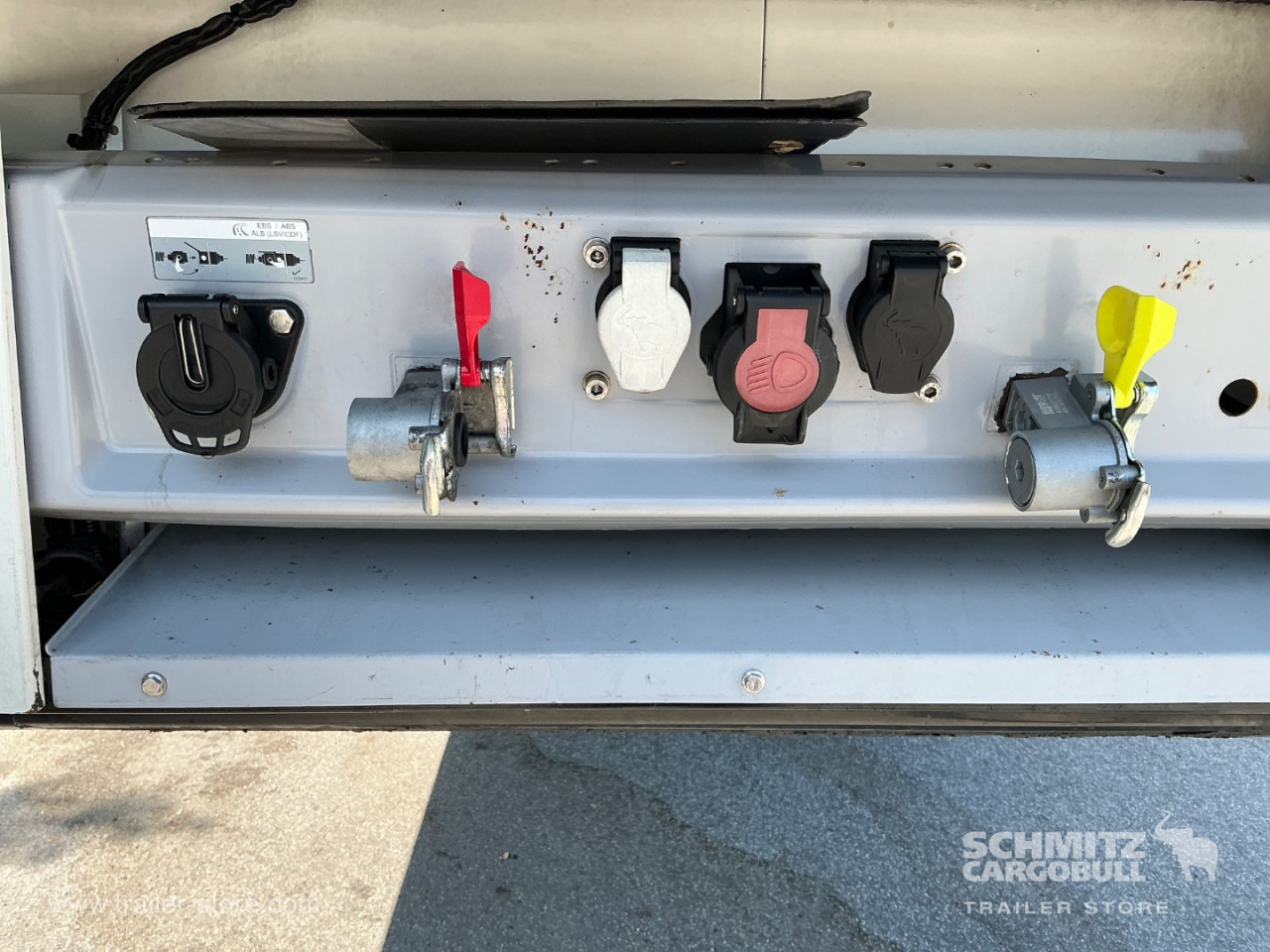 SCHMITZ Reefer Multitemp Double deck - Isotherm oplegger: afbeelding 4 SCHMITZ Reefer Multitemp Double deck - Isotherm oplegger: afbeelding 4