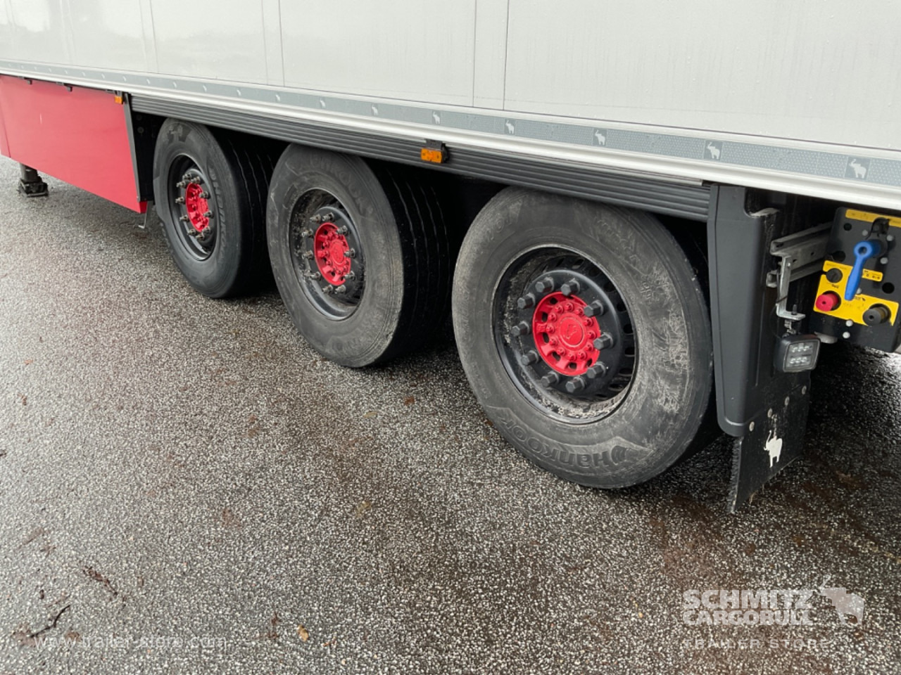 SCHMITZ Reefer Standard Taillift - Isotherm oplegger: afbeelding 5 SCHMITZ Reefer Standard Taillift - Isotherm oplegger: afbeelding 5