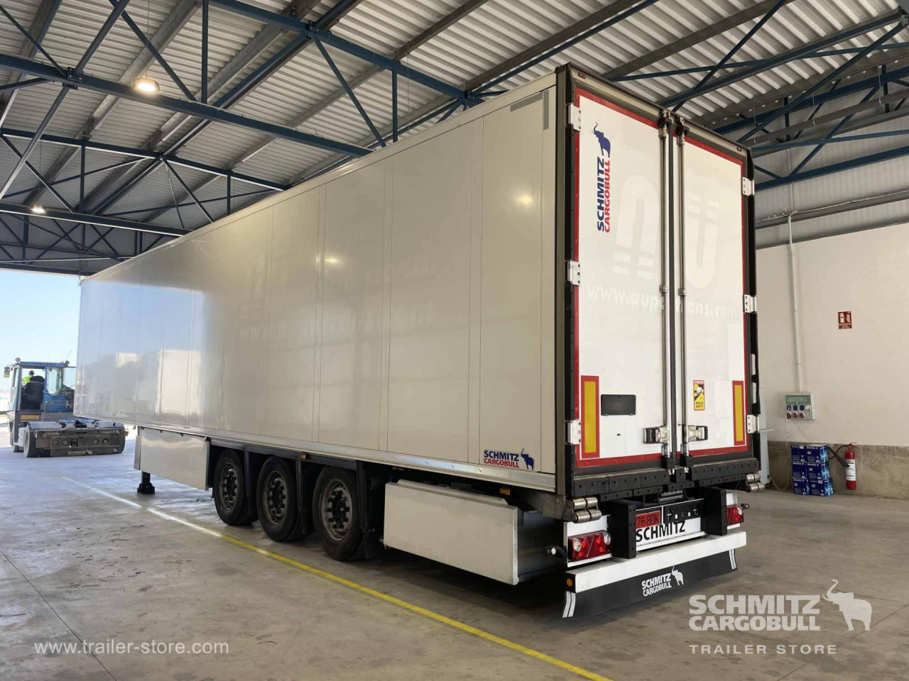 SCHMITZ Semiremolque Frigo Standard - Isotherm oplegger: afbeelding 4 SCHMITZ Semiremolque Frigo Standard - Isotherm oplegger: afbeelding 4