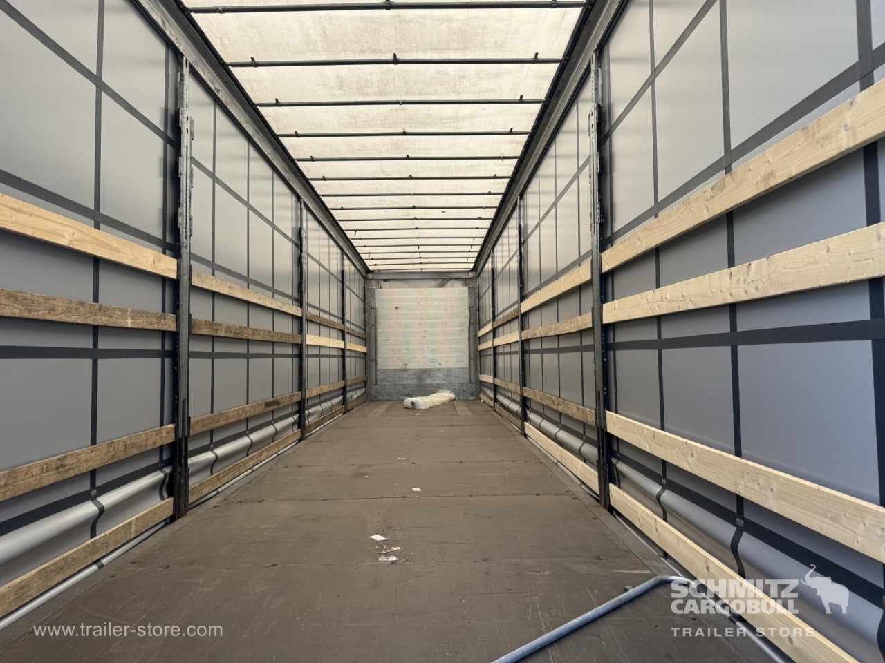 SCHMITZ Curtainsider Mega - Schuifzeiloplegger: afbeelding 5 SCHMITZ Curtainsider Mega - Schuifzeiloplegger: afbeelding 5