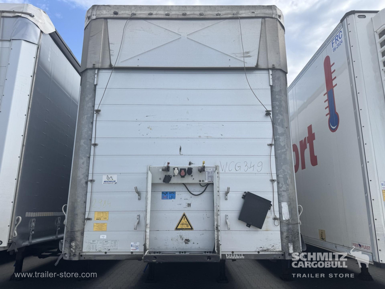 SCHMITZ Curtainsider Mega - Schuifzeiloplegger: afbeelding 3 SCHMITZ Curtainsider Mega - Schuifzeiloplegger: afbeelding 3
