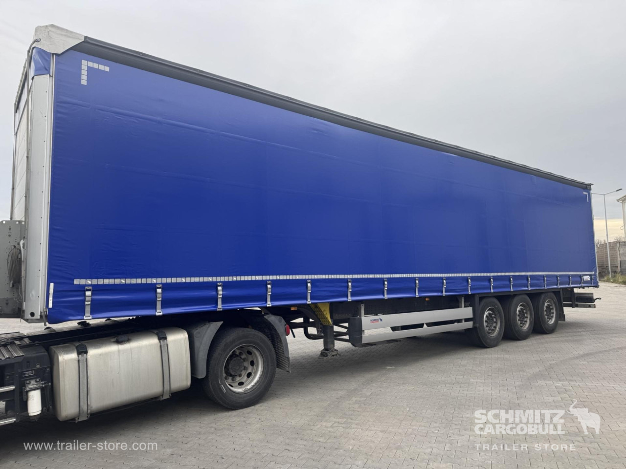 SCHMITZ Curtainsider Standard - Schuifzeiloplegger: afbeelding 4 SCHMITZ Curtainsider Standard - Schuifzeiloplegger: afbeelding 4