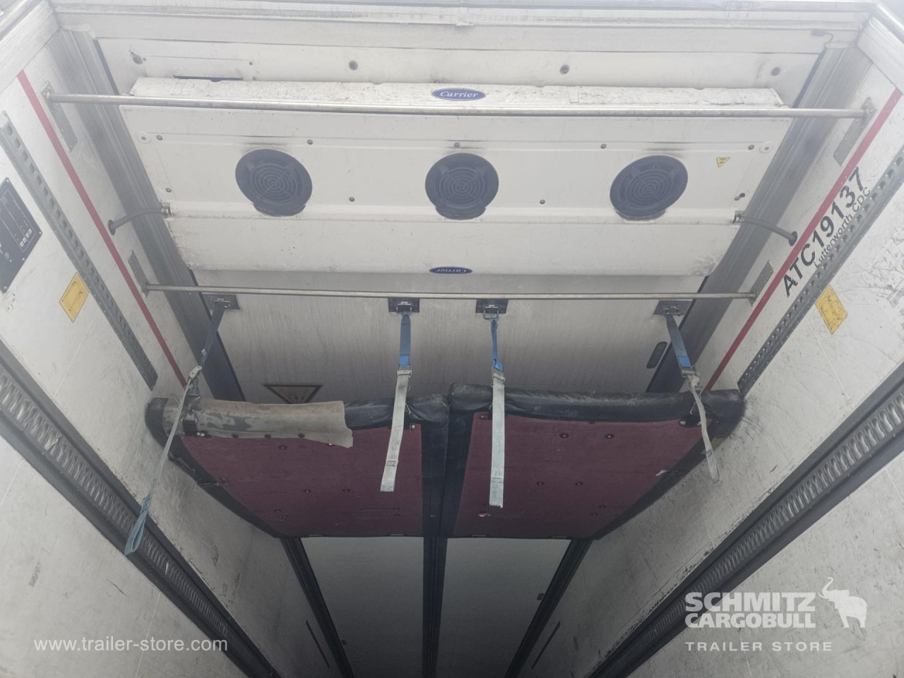 SCHMITZ Reefer Multitemp Taillift - Isotherm oplegger: afbeelding 5 SCHMITZ Reefer Multitemp Taillift - Isotherm oplegger: afbeelding 5