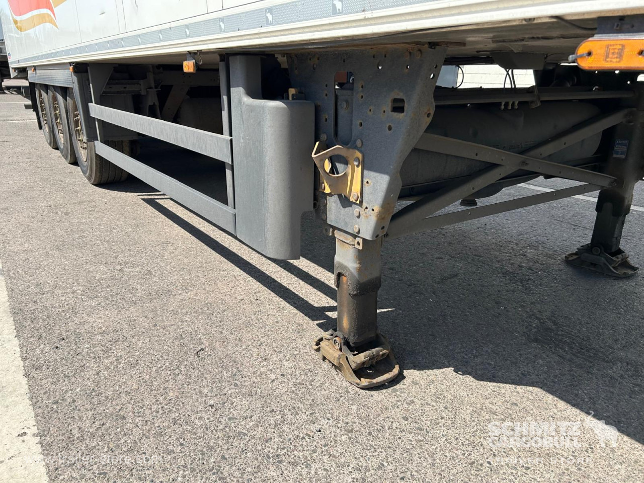 SCHMITZ Reefer Multitemp - Isotherm oplegger: afbeelding 2 SCHMITZ Reefer Multitemp - Isotherm oplegger: afbeelding 2