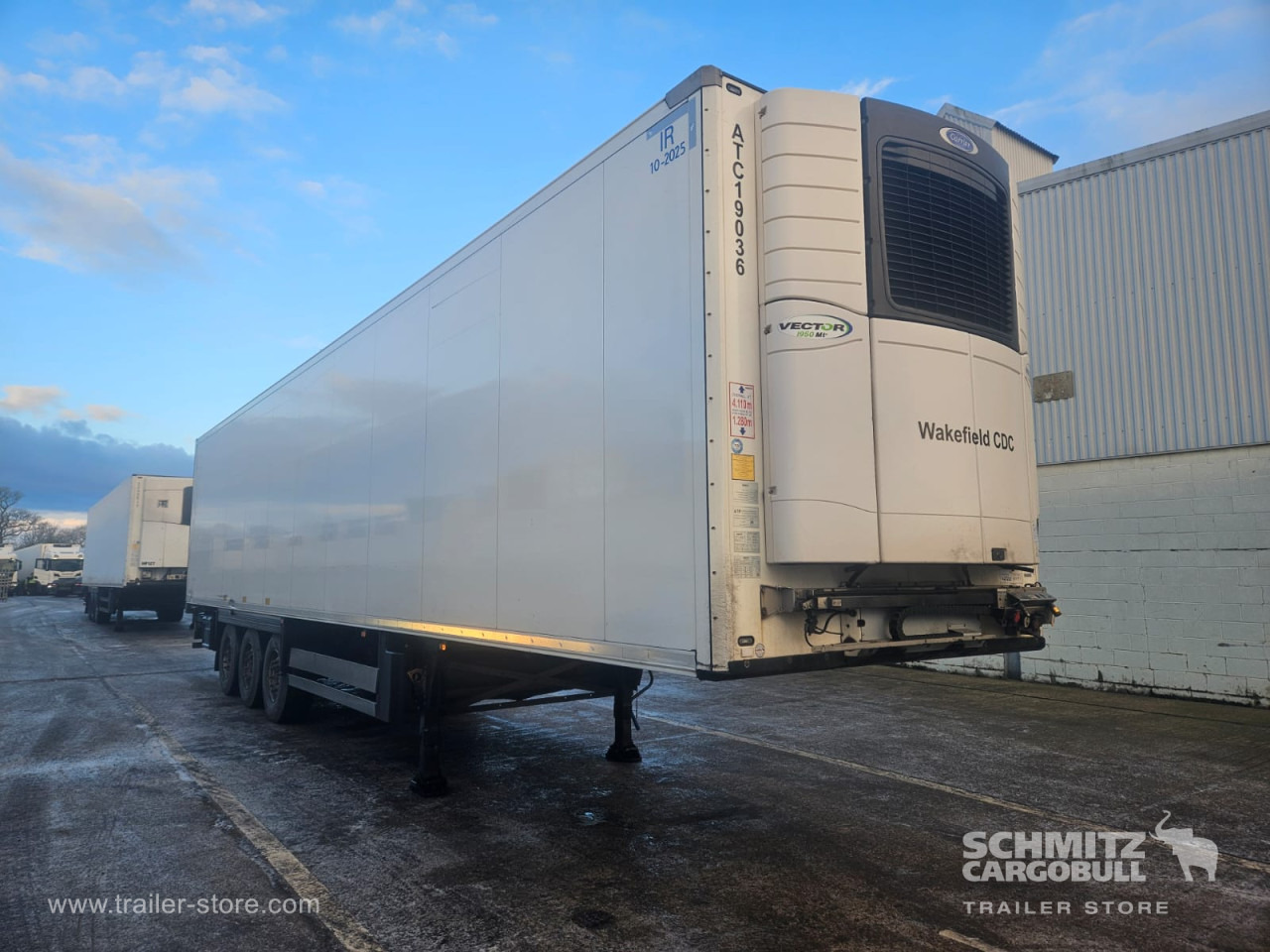 SCHMITZ Reefer Multitemp - Isotherm oplegger: afbeelding 1 SCHMITZ Reefer Multitemp - Isotherm oplegger: afbeelding 1