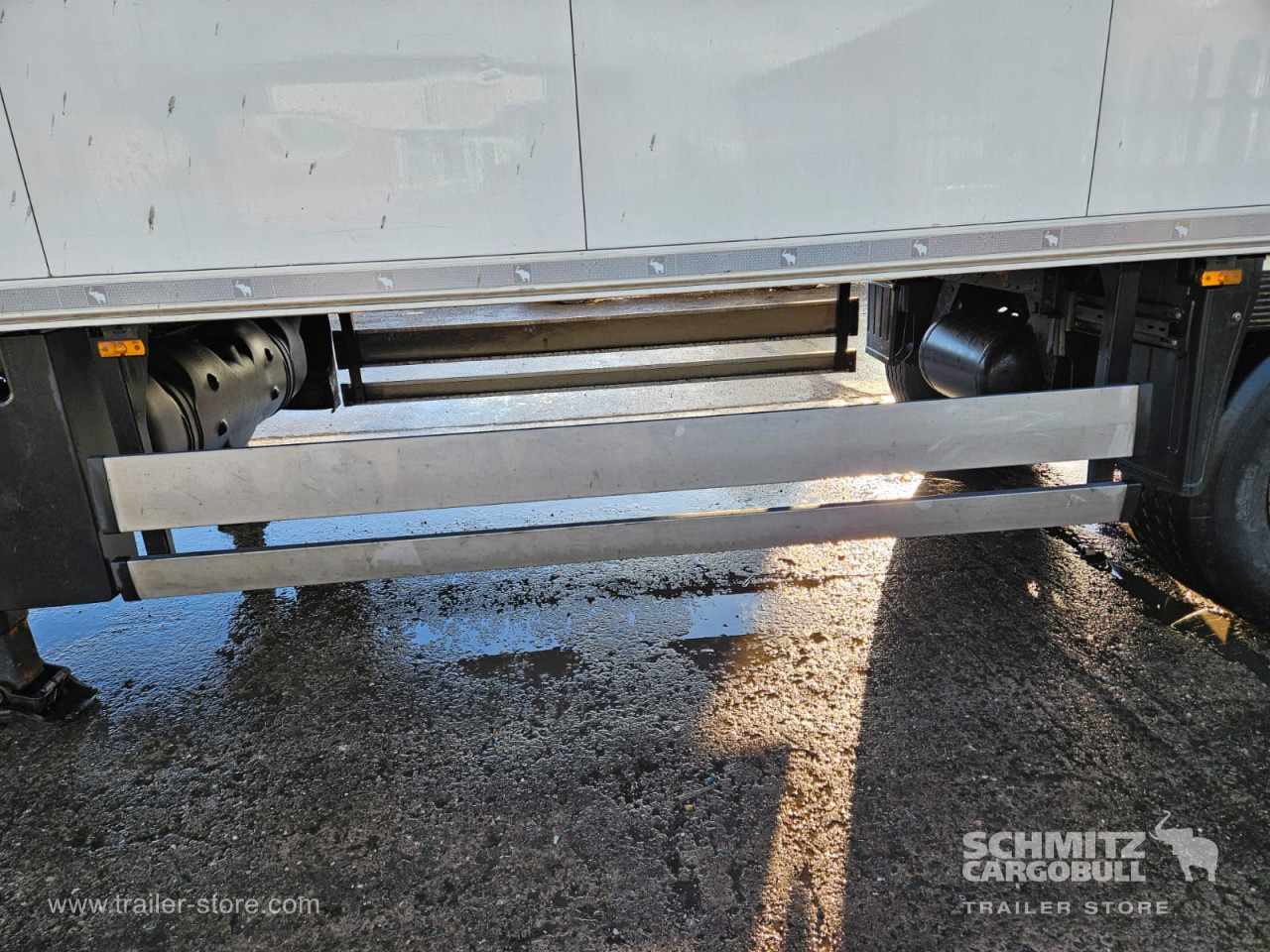 SCHMITZ Reefer Multitemp - Isotherm oplegger: afbeelding 5 SCHMITZ Reefer Multitemp - Isotherm oplegger: afbeelding 5