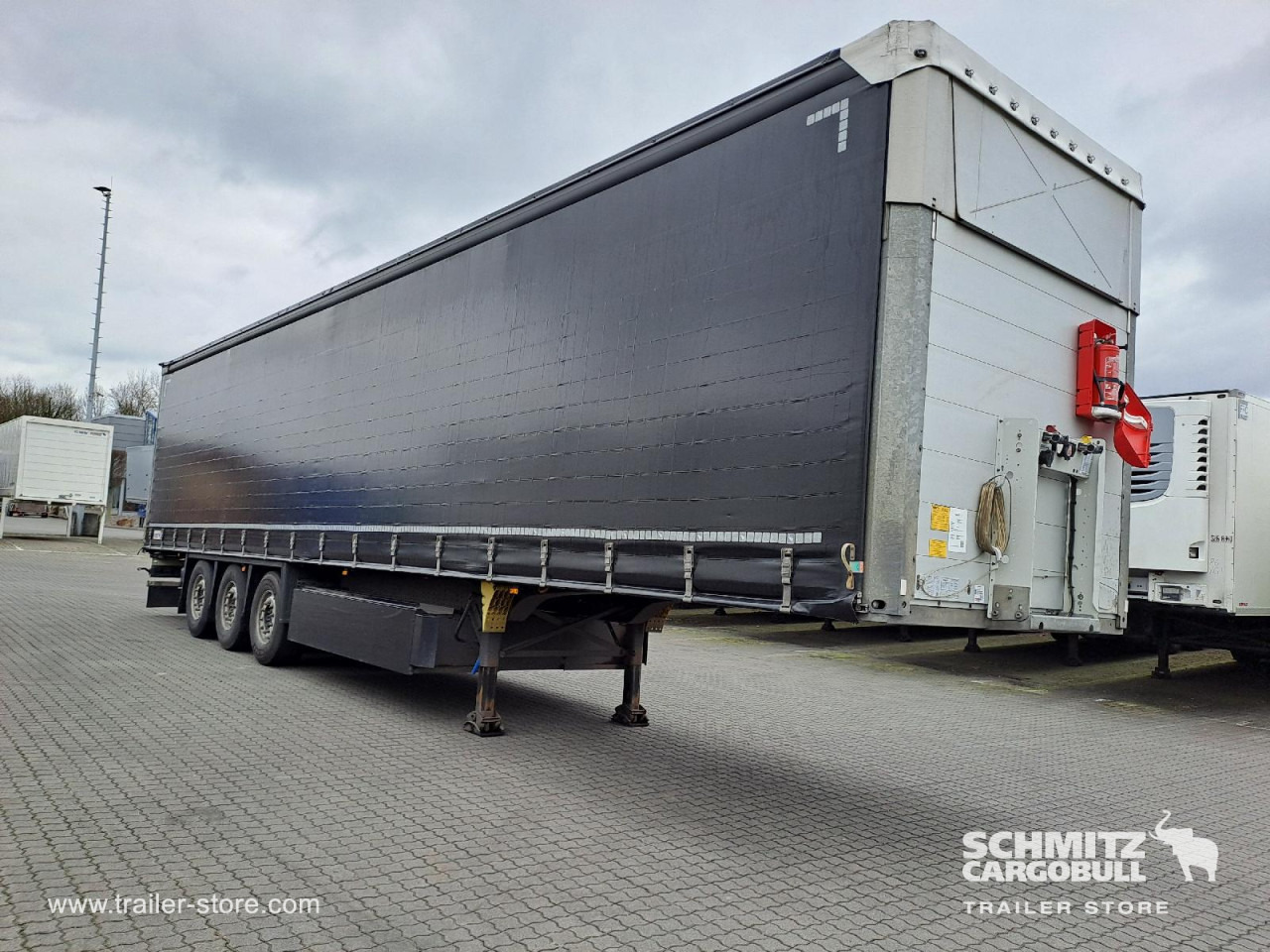 SCHMITZ Curtainsider Standard - Schuifzeiloplegger: afbeelding 1 SCHMITZ Curtainsider Standard - Schuifzeiloplegger: afbeelding 1
