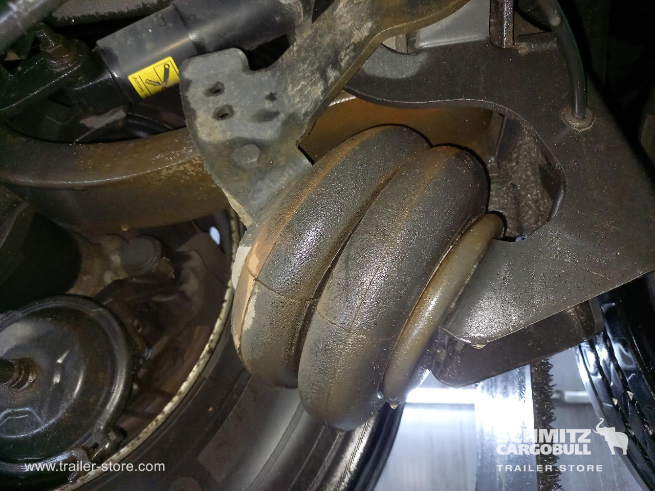 SCHMITZ Reefer Standard Double deck - Isotherm oplegger: afbeelding 4 SCHMITZ Reefer Standard Double deck - Isotherm oplegger: afbeelding 4