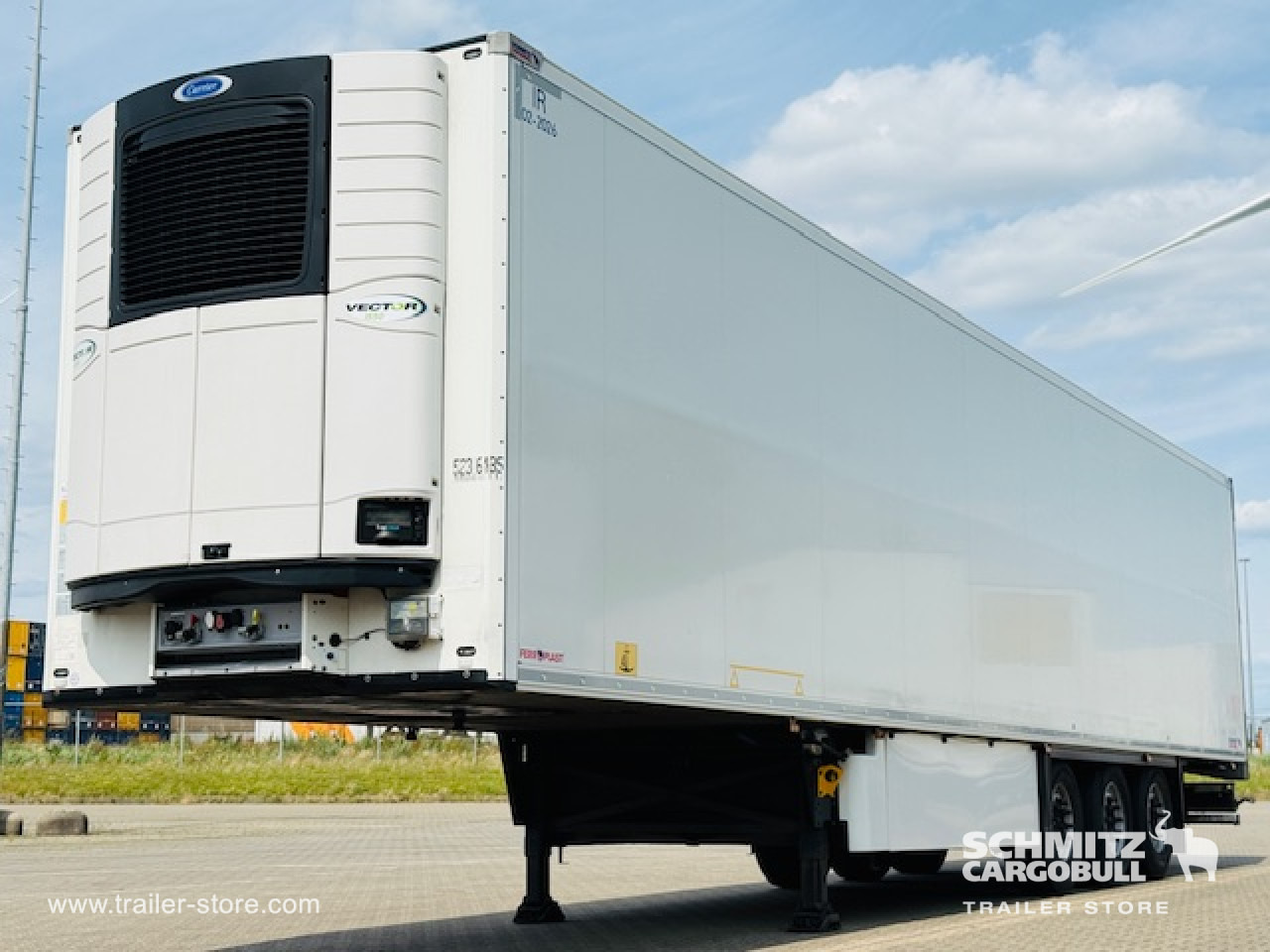 SCHMITZ Reefer Standard - Isotherm oplegger: afbeelding 1 SCHMITZ Reefer Standard - Isotherm oplegger: afbeelding 1