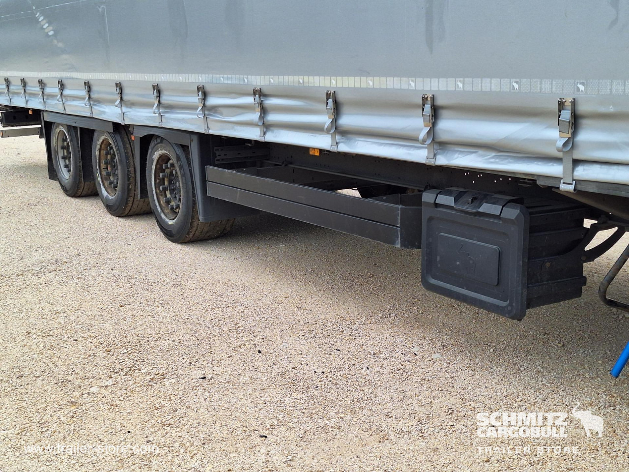 SCHMITZ Curtainsider Mega - Schuifzeiloplegger: afbeelding 4 SCHMITZ Curtainsider Mega - Schuifzeiloplegger: afbeelding 4