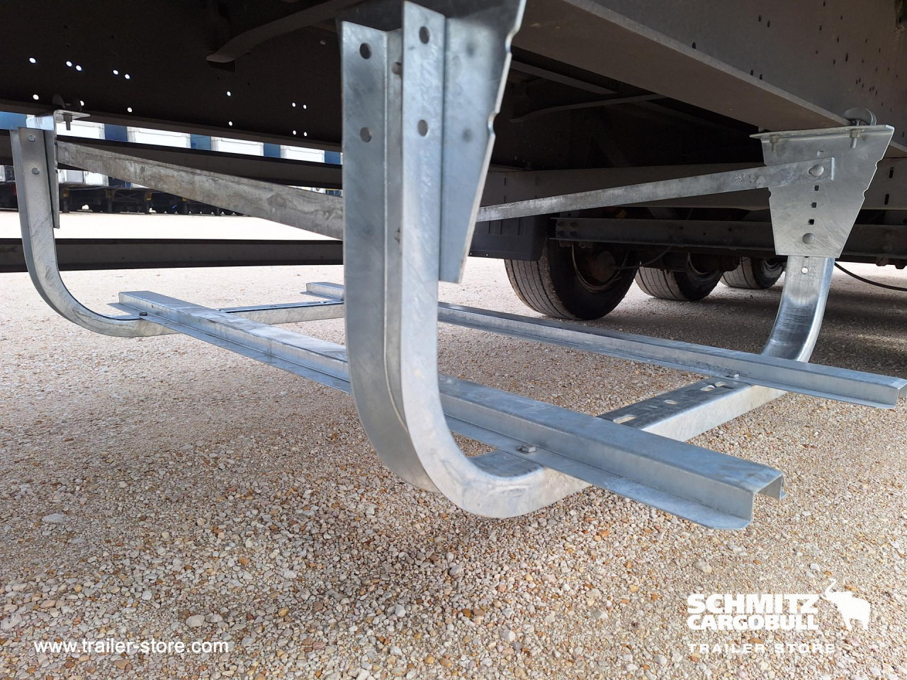 SCHMITZ Curtainsider Mega - Schuifzeiloplegger: afbeelding 3 SCHMITZ Curtainsider Mega - Schuifzeiloplegger: afbeelding 3