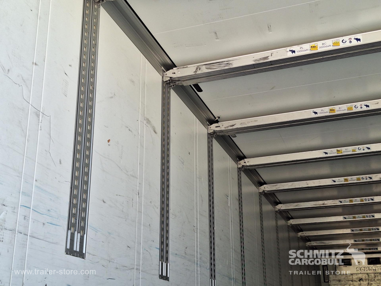 SCHMITZ Mélyhűtő koffer Szabvány Double deck - Isotherm oplegger: afbeelding 2 SCHMITZ Mélyhűtő koffer Szabvány Double deck - Isotherm oplegger: afbeelding 2