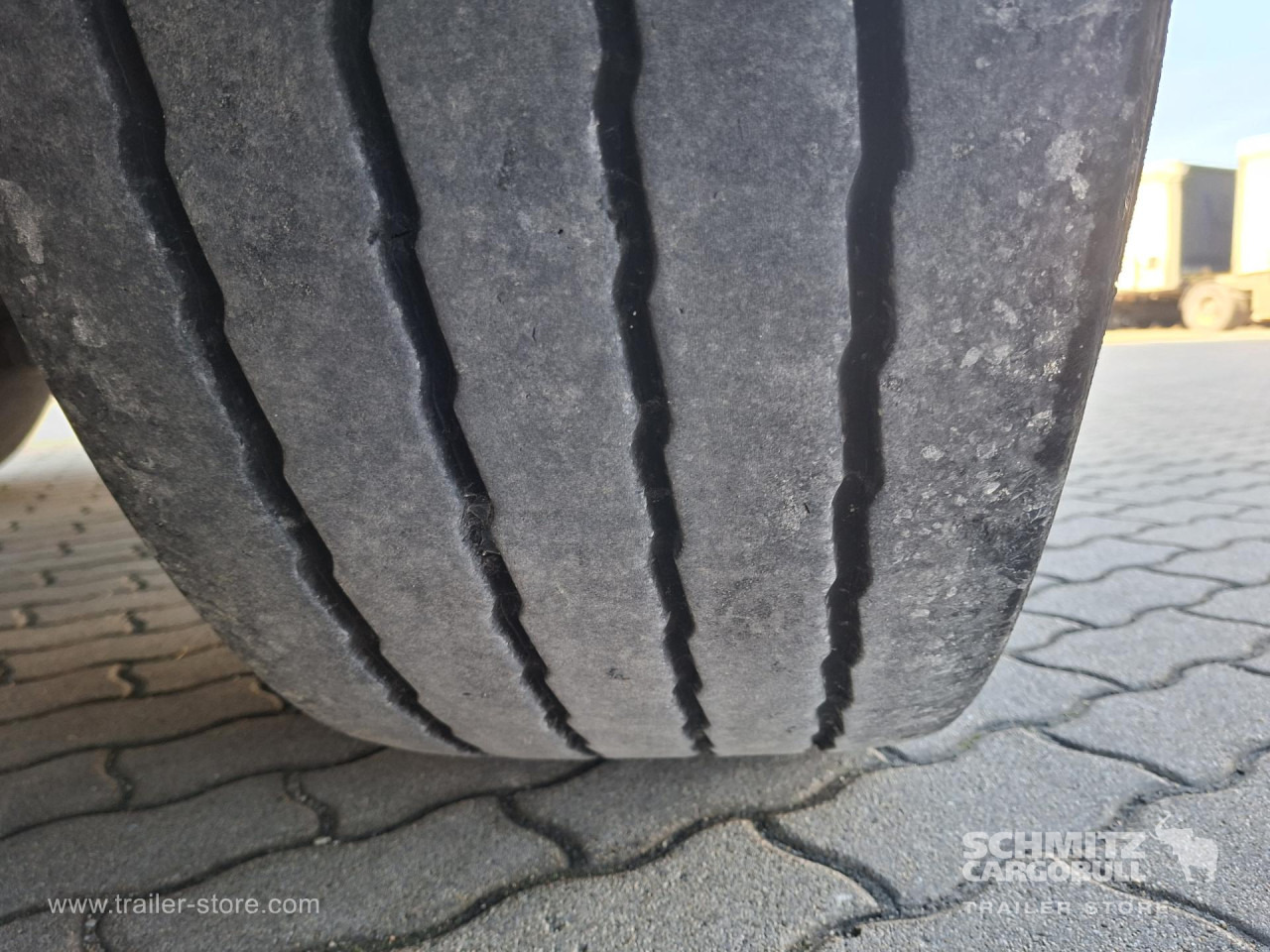 SCHMITZ Reefer Multitemp - Isotherm oplegger: afbeelding 2 SCHMITZ Reefer Multitemp - Isotherm oplegger: afbeelding 2