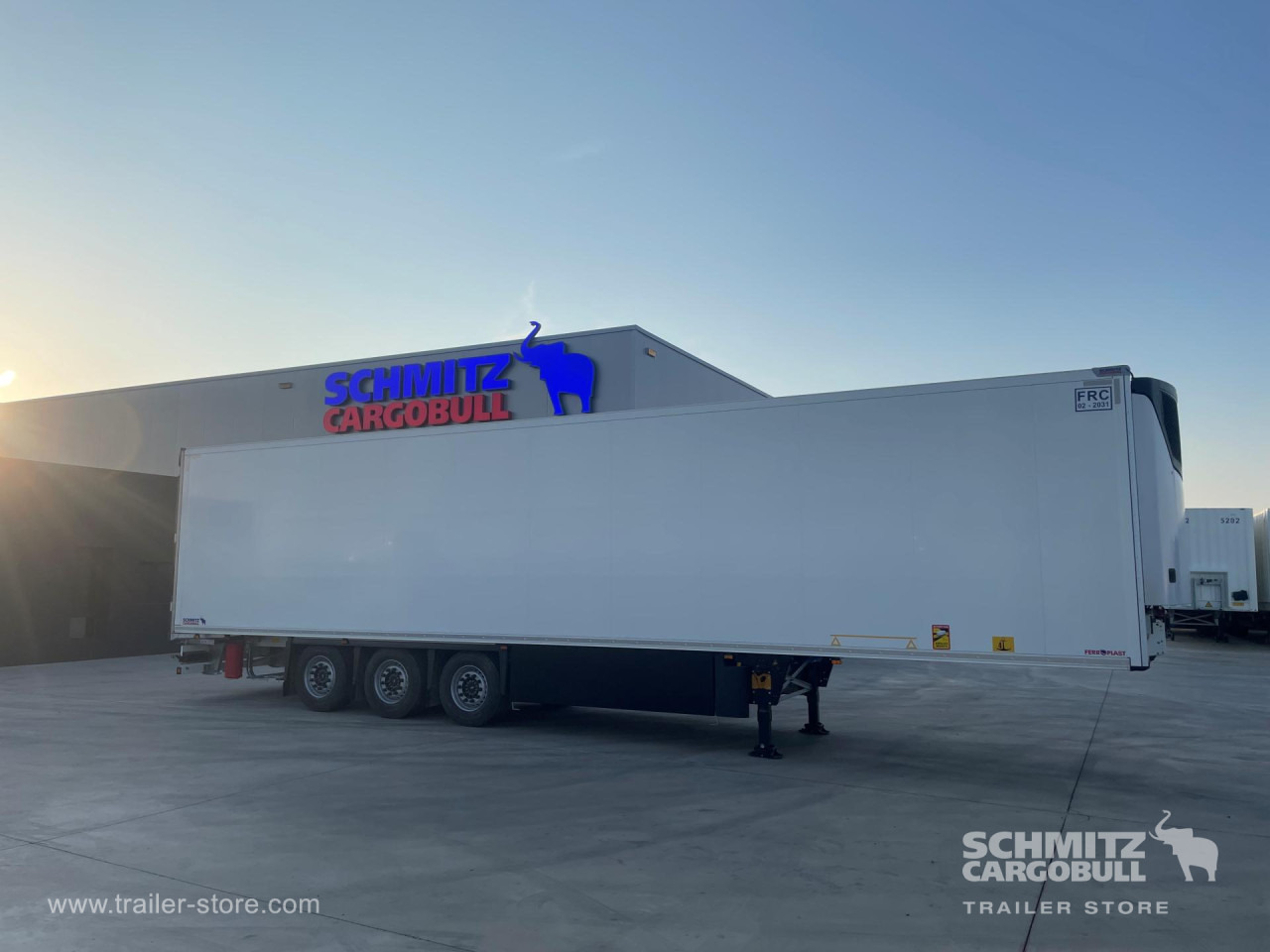 SCHMITZ Reefer Standard - Isotherm oplegger: afbeelding 4 SCHMITZ Reefer Standard - Isotherm oplegger: afbeelding 4