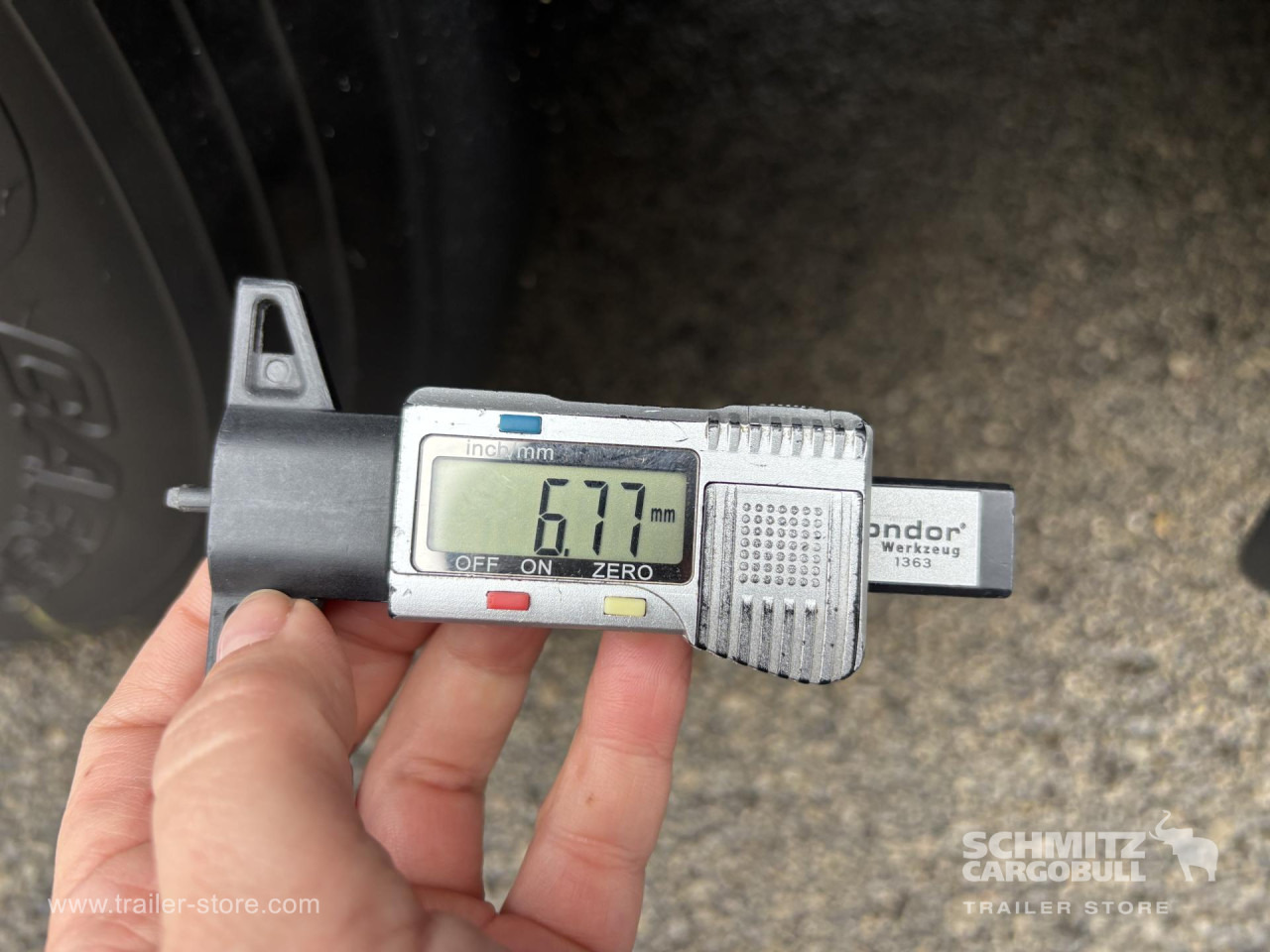 SCHMITZ Curtainsider Mega - Schuifzeiloplegger: afbeelding 4 SCHMITZ Curtainsider Mega - Schuifzeiloplegger: afbeelding 4