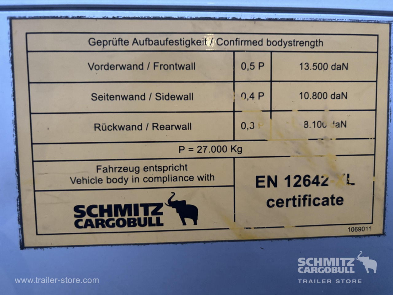 SCHMITZ Curtainsider Standard - Schuifzeiloplegger: afbeelding 2 SCHMITZ Curtainsider Standard - Schuifzeiloplegger: afbeelding 2
