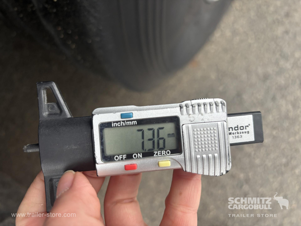 SCHMITZ Curtainsider Standard - Schuifzeiloplegger: afbeelding 4 SCHMITZ Curtainsider Standard - Schuifzeiloplegger: afbeelding 4