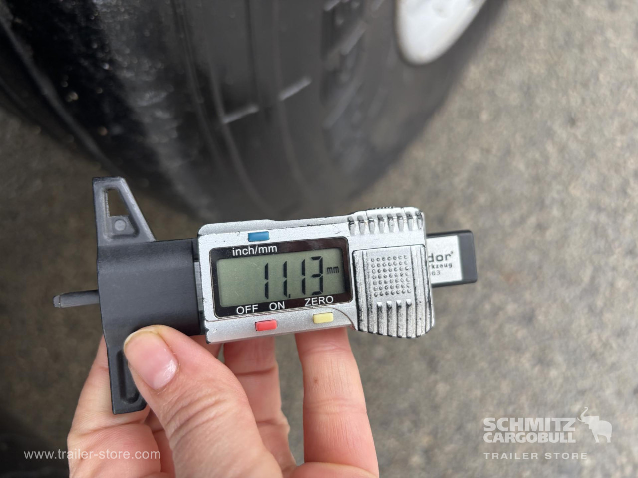 SCHMITZ Curtainsider Standard - Schuifzeiloplegger: afbeelding 4 SCHMITZ Curtainsider Standard - Schuifzeiloplegger: afbeelding 4