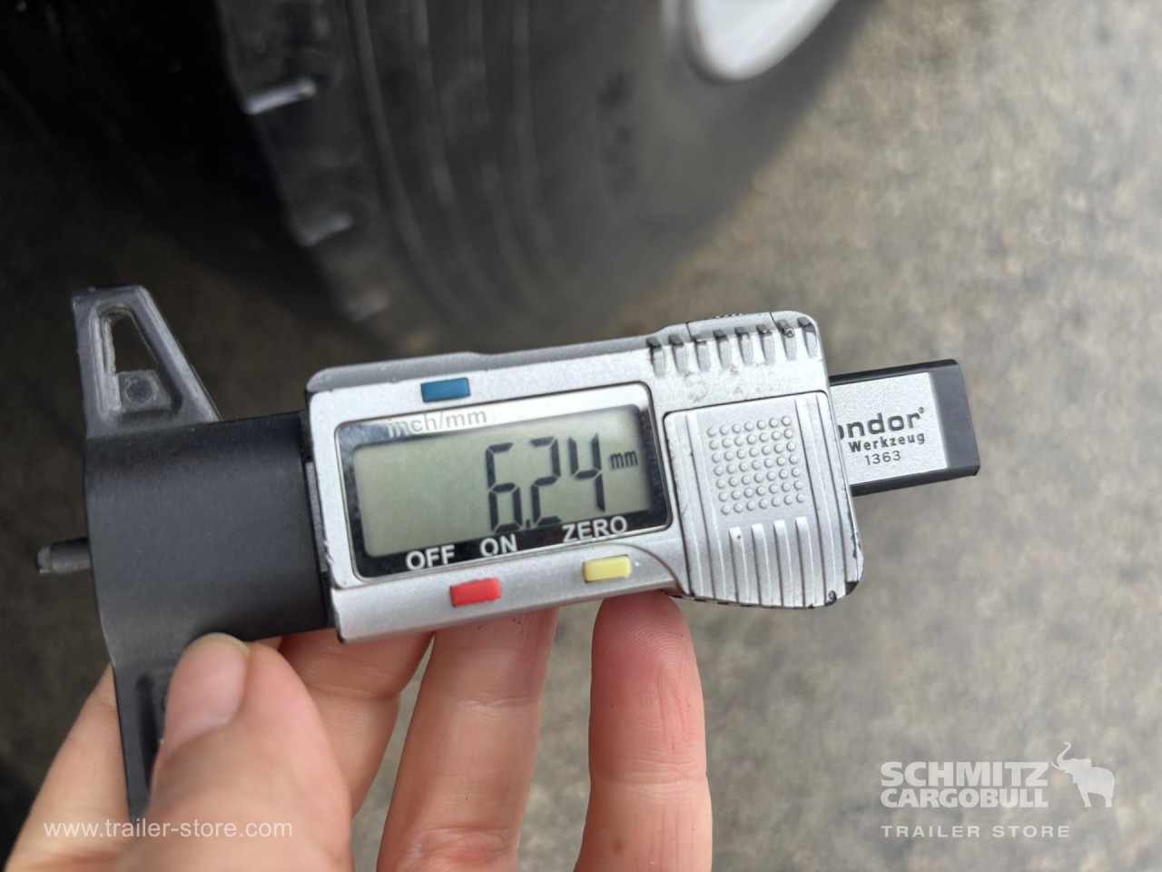 SCHMITZ Curtainsider Standard - Schuifzeiloplegger: afbeelding 3 SCHMITZ Curtainsider Standard - Schuifzeiloplegger: afbeelding 3