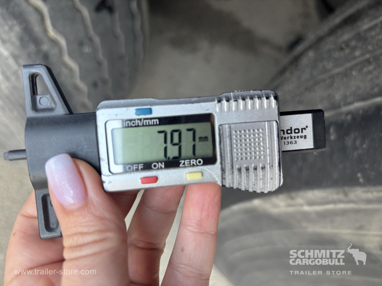 SCHMITZ Reefer Standard - Isotherm oplegger: afbeelding 3 SCHMITZ Reefer Standard - Isotherm oplegger: afbeelding 3