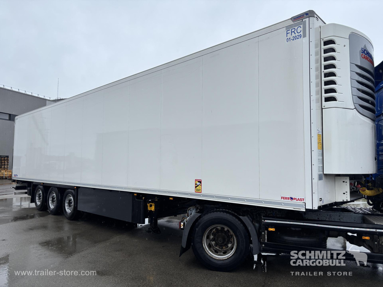 SCHMITZ Reefer Standard - Isotherm oplegger: afbeelding 1 SCHMITZ Reefer Standard - Isotherm oplegger: afbeelding 1