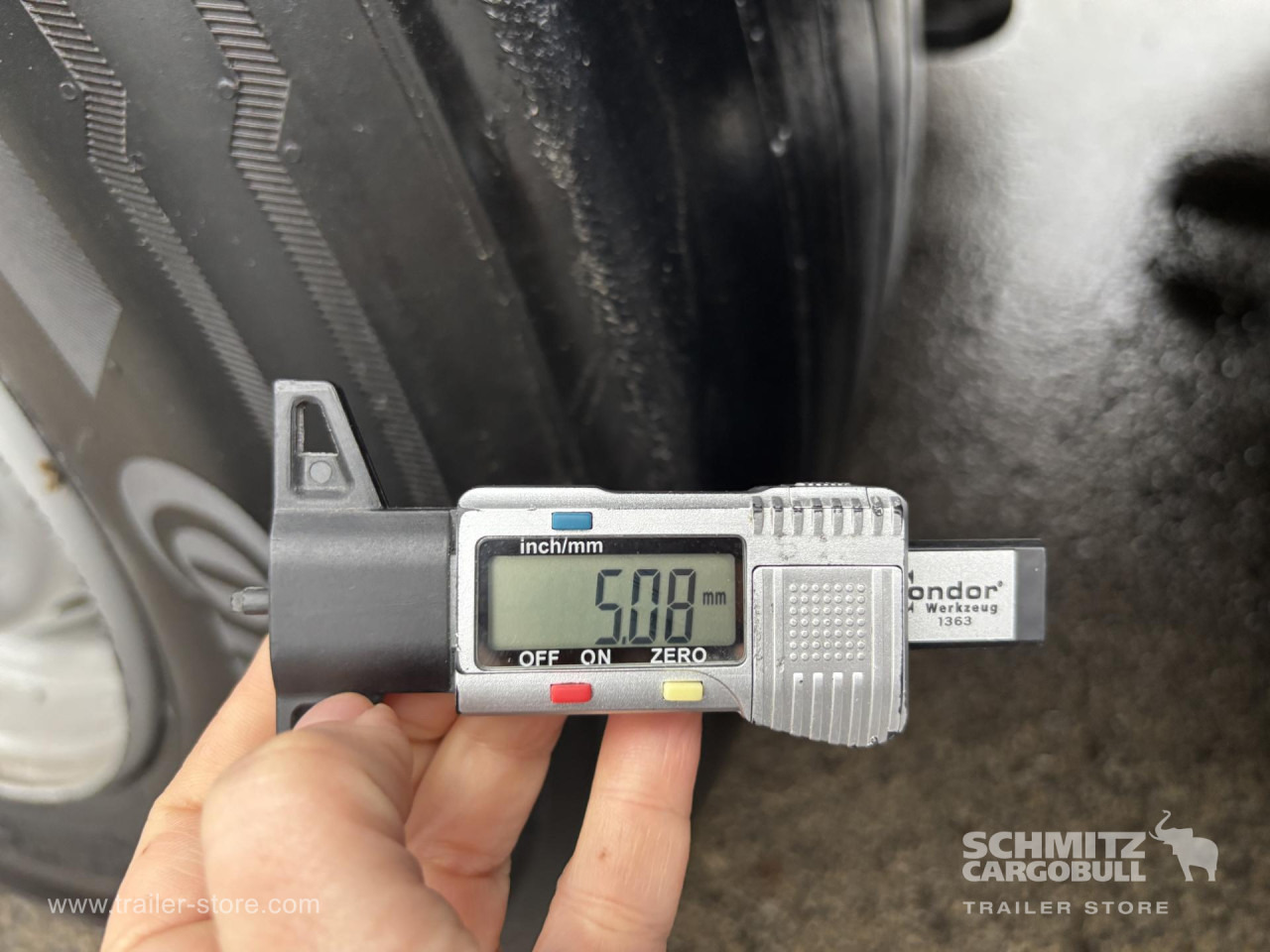 SCHMITZ Reefer Standard - Isotherm oplegger: afbeelding 2 SCHMITZ Reefer Standard - Isotherm oplegger: afbeelding 2