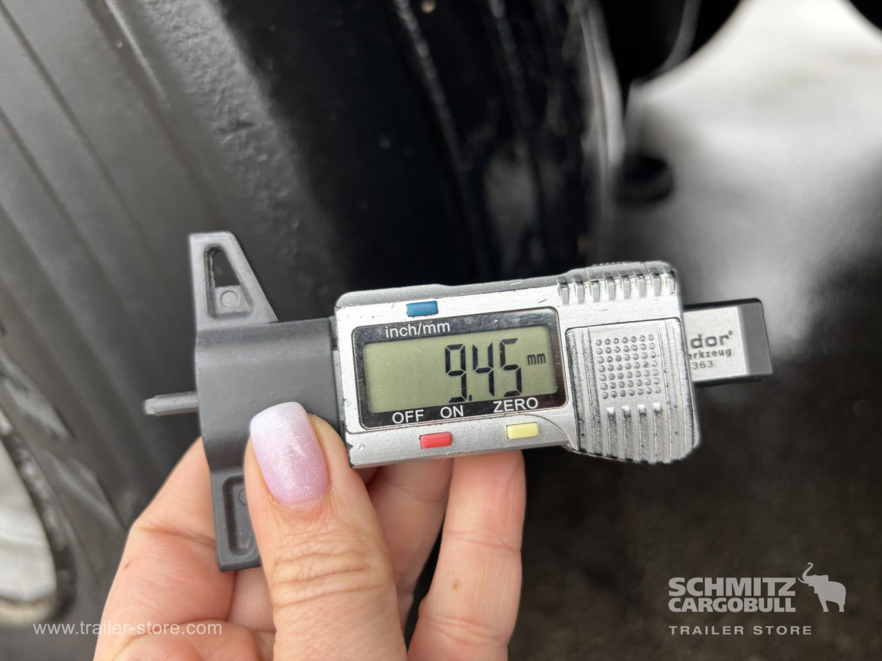 SCHMITZ Reefer Standard - Isotherm oplegger: afbeelding 3 SCHMITZ Reefer Standard - Isotherm oplegger: afbeelding 3