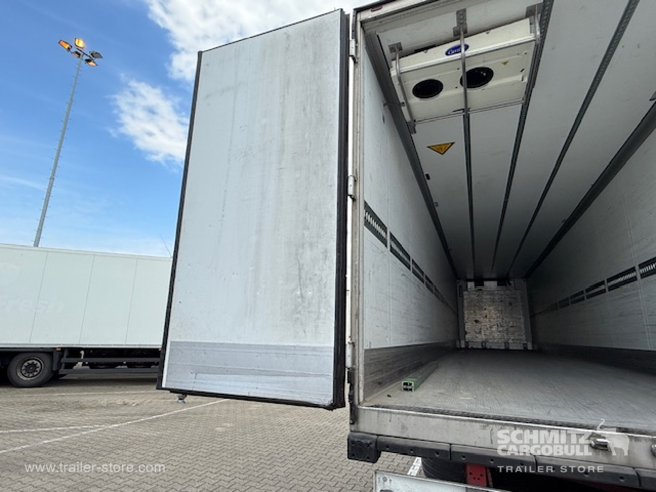 SCHMITZ Oplegger Vries Multitemp - Isotherm oplegger: afbeelding 3 SCHMITZ Oplegger Vries Multitemp - Isotherm oplegger: afbeelding 3