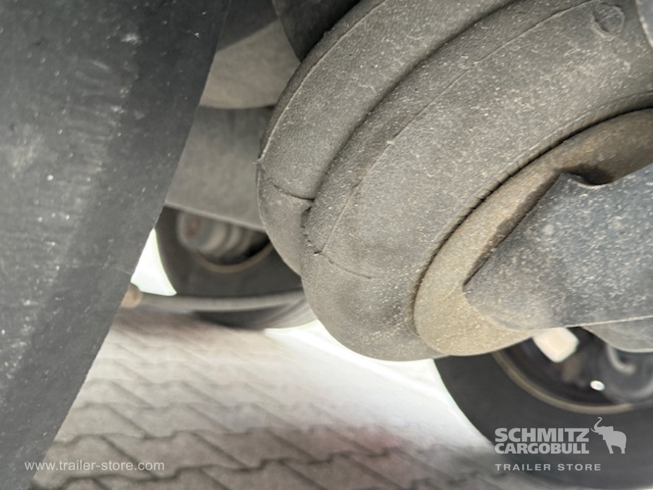 SCHMITZ Oplegger Vries Multitemp - Isotherm oplegger: afbeelding 4 SCHMITZ Oplegger Vries Multitemp - Isotherm oplegger: afbeelding 4