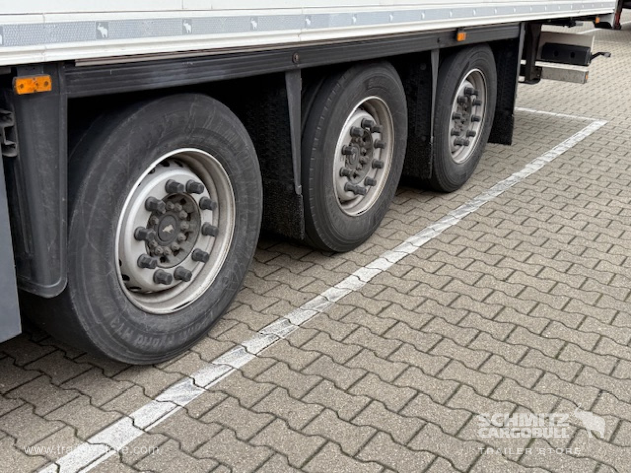 SCHMITZ Oplegger Vries Multitemp - Isotherm oplegger: afbeelding 3 SCHMITZ Oplegger Vries Multitemp - Isotherm oplegger: afbeelding 3