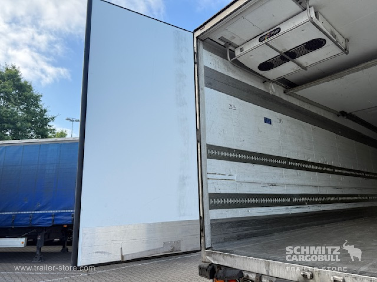 SCHMITZ Oplegger Vries Multitemp Taillift - Isotherm oplegger: afbeelding 2 SCHMITZ Oplegger Vries Multitemp Taillift - Isotherm oplegger: afbeelding 2