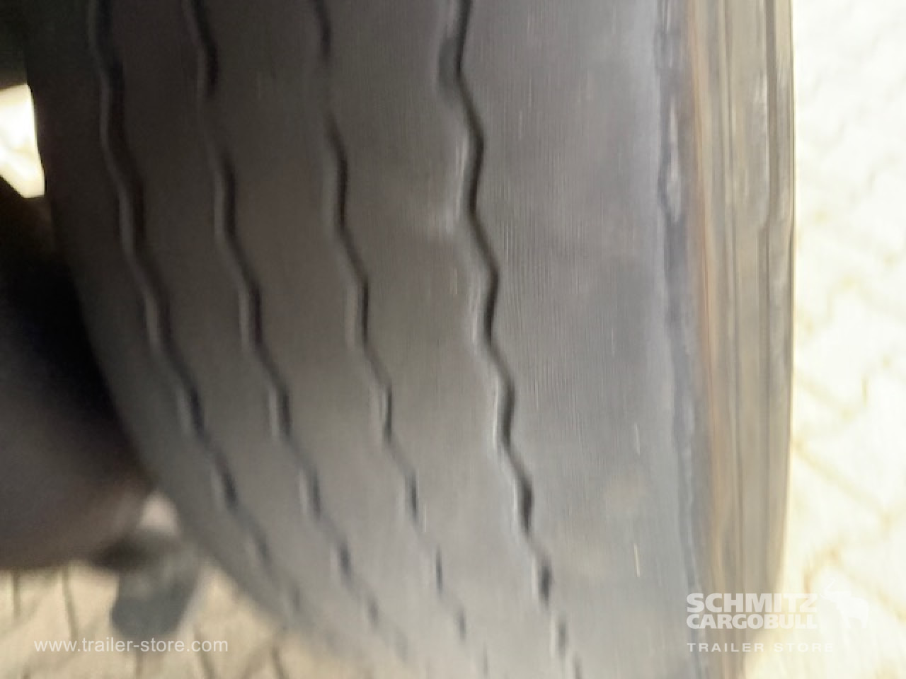 SCHMITZ Oplegger Vries Standard - Isotherm oplegger: afbeelding 4 SCHMITZ Oplegger Vries Standard - Isotherm oplegger: afbeelding 4