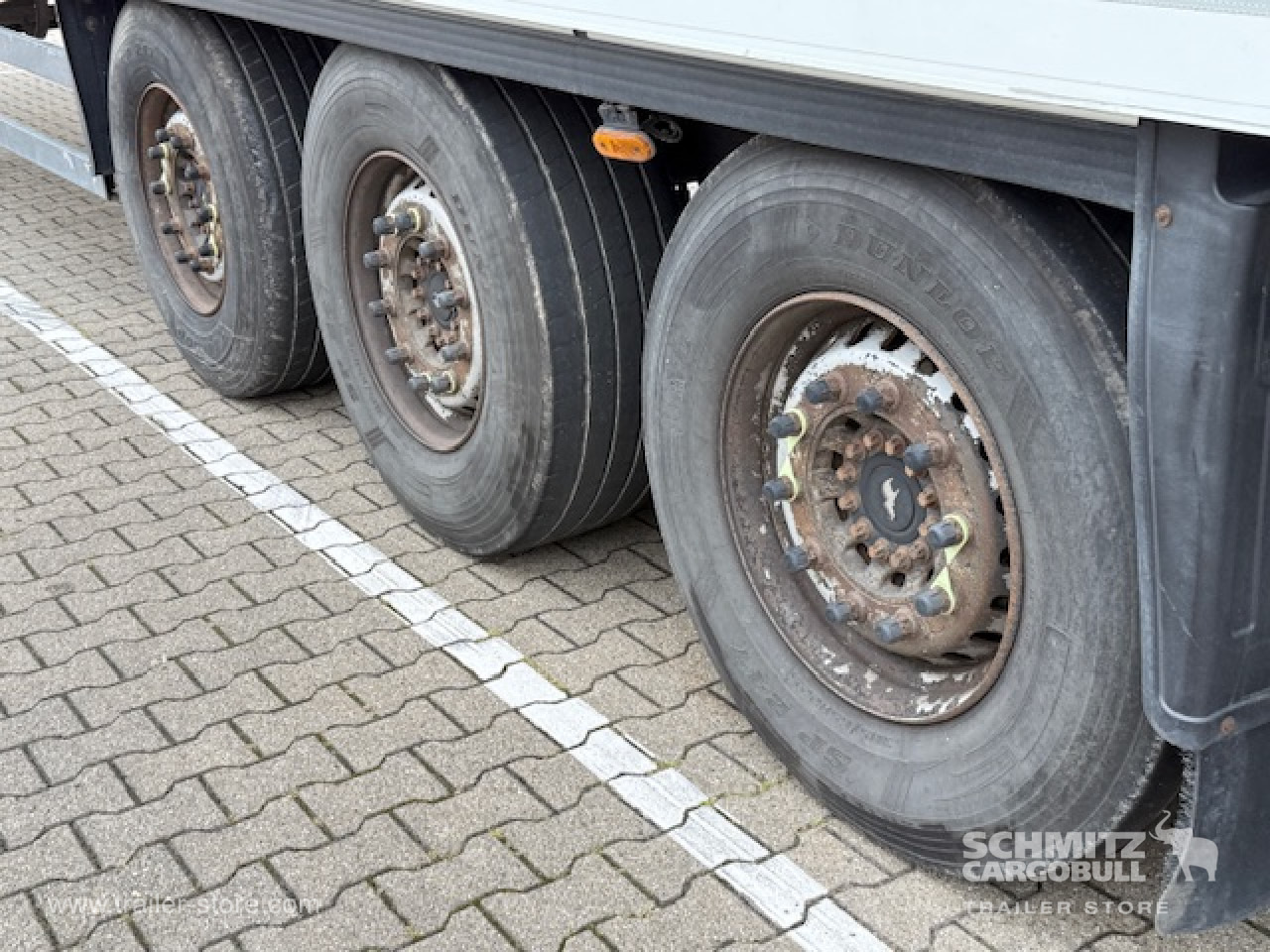 SCHMITZ Oplegger Vries Standard Taillift - Isotherm oplegger: afbeelding 5 SCHMITZ Oplegger Vries Standard Taillift - Isotherm oplegger: afbeelding 5