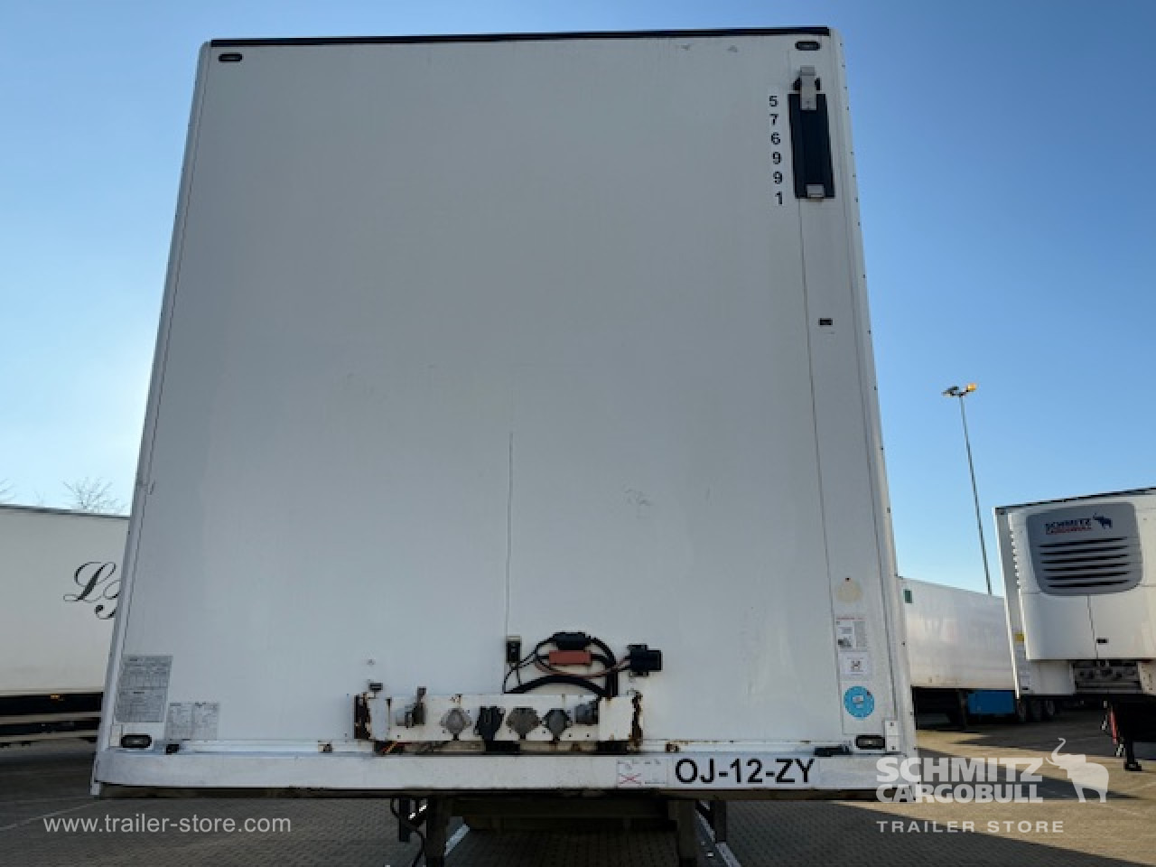 SCHMITZ Oplegger Vries Standard Taillift - Isotherm oplegger: afbeelding 3 SCHMITZ Oplegger Vries Standard Taillift - Isotherm oplegger: afbeelding 3