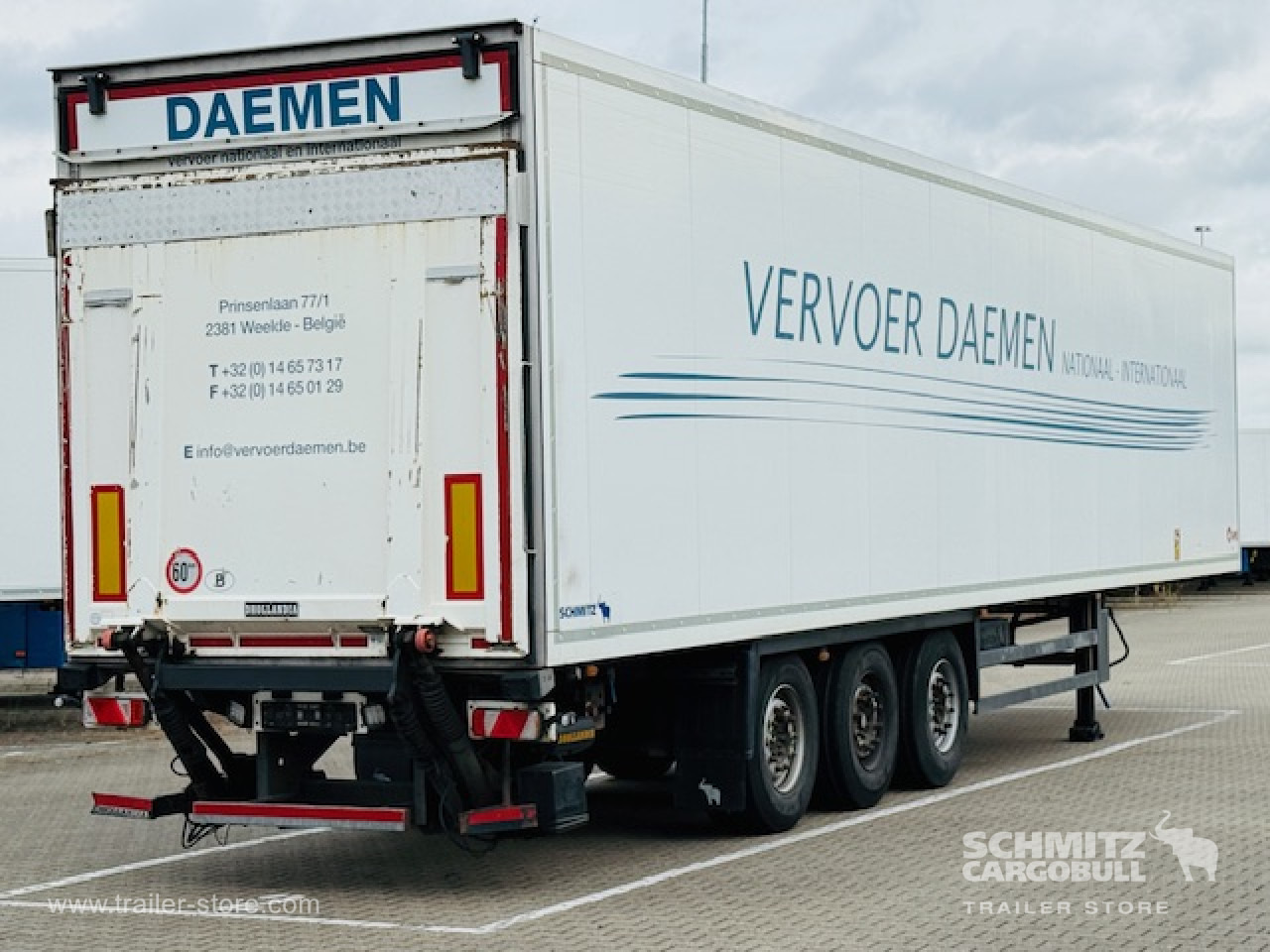 SCHMITZ Oplegger Vries Standard Taillift - Isotherm oplegger: afbeelding 1 SCHMITZ Oplegger Vries Standard Taillift - Isotherm oplegger: afbeelding 1