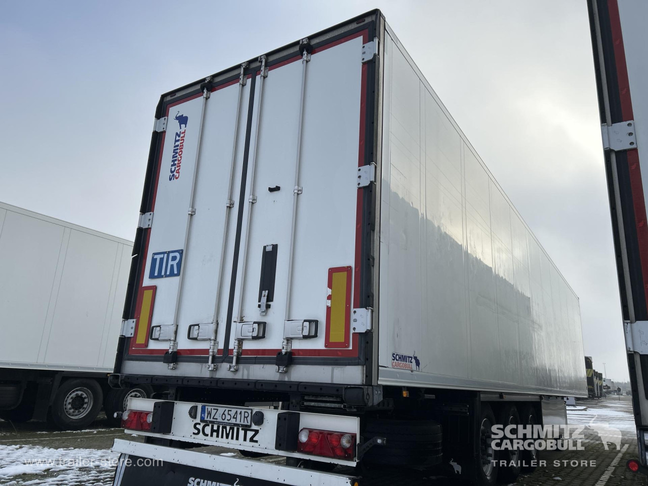 SCHMITZ Reefer Standard Double deck - Isotherm oplegger: afbeelding 2 SCHMITZ Reefer Standard Double deck - Isotherm oplegger: afbeelding 2