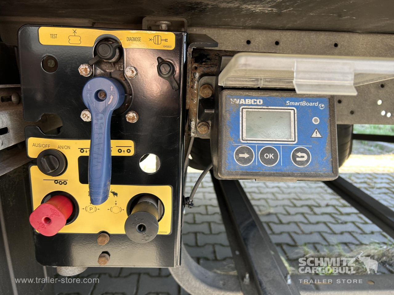 SCHMITZ Reefer Standard - Isotherm oplegger: afbeelding 3 SCHMITZ Reefer Standard - Isotherm oplegger: afbeelding 3