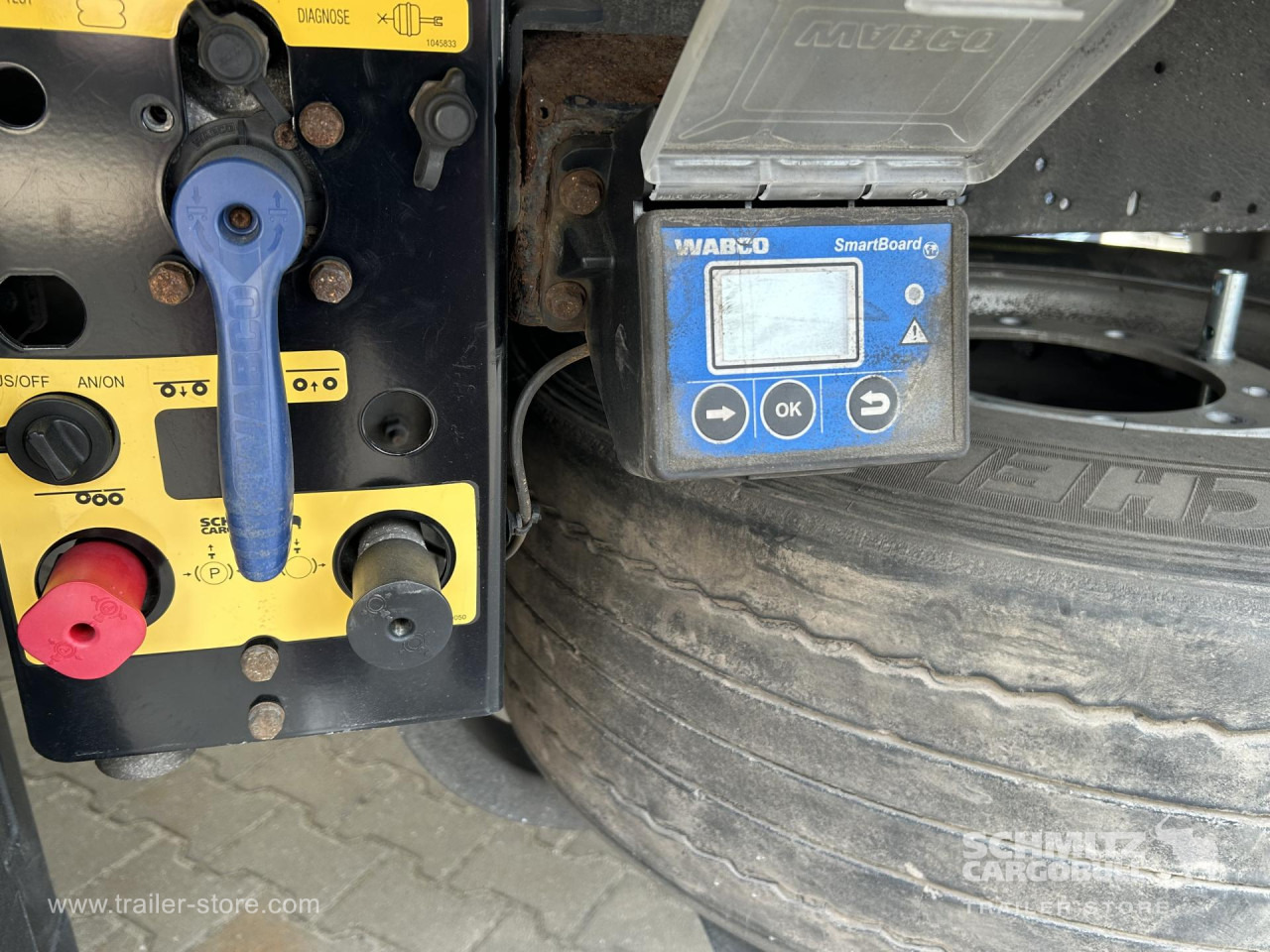 SCHMITZ Reefer Standard - Isotherm oplegger: afbeelding 2 SCHMITZ Reefer Standard - Isotherm oplegger: afbeelding 2