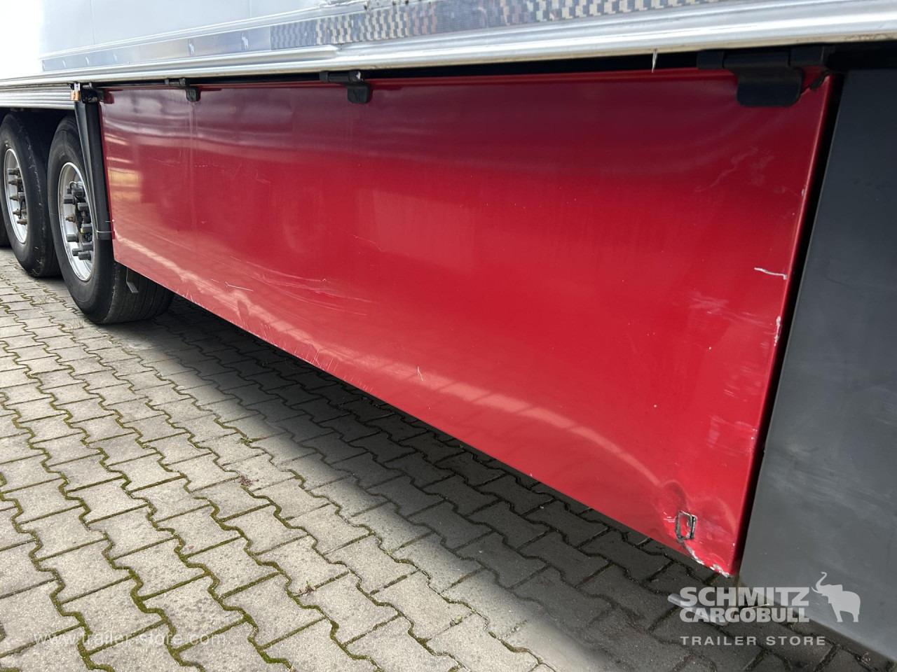 SCHMITZ Reefer Standard - Isotherm oplegger: afbeelding 4 SCHMITZ Reefer Standard - Isotherm oplegger: afbeelding 4